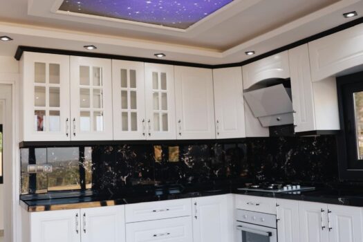 AYDIN-İNCİRLİOVA-KARABAĞ’DA 2+1 SIFIR LÜKS HOBBY BAHÇELİ SATILIK KÖY EVİ