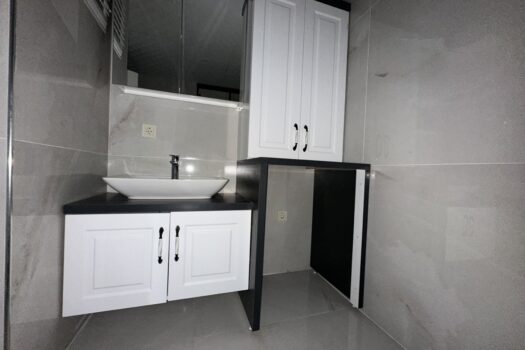 EFELER/KİRALIK SIFIR EŞYALI TERASLI DUBLEKS 3+1 DAİRE