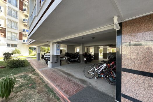ZEYBEKTE//SATILIK 5+1 GENİŞ TERASLI DUBLEKS