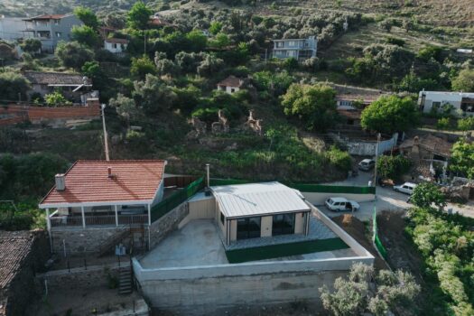 AYDIN-İNCİRLİOVA-KARABAĞ’DA 2+1 SIFIR LÜKS HOBBY BAHÇELİ SATILIK KÖY EVİ