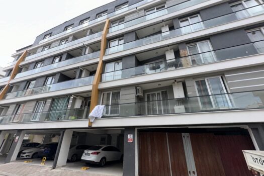 AYDIN-EFELER’DE/LÜKS SATILIK EŞYALI 1+1 DAİRE