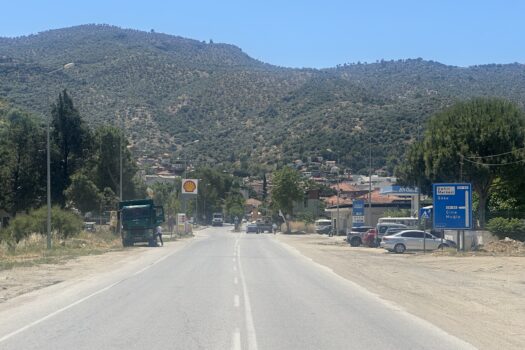 KOÇARLIDA VİLLA İMARLI SATILIK 584 M2 ARSA