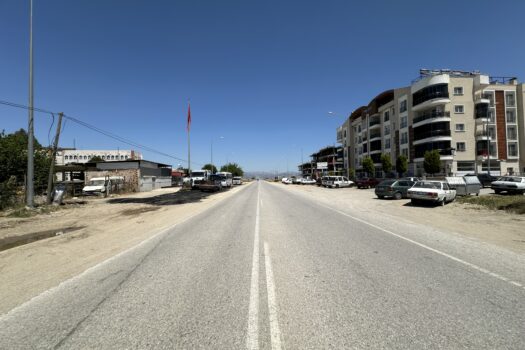 KOÇARLIDA VİLLA İMARLI SATILIK 584 M2 ARSA