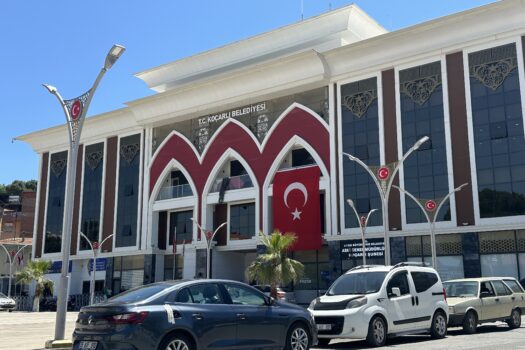KOÇARLIDA VİLLA İMARLI SATILIK 584 M2 ARSA