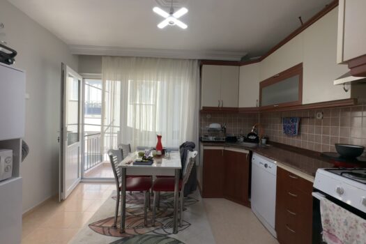 ZAFERDE//SATILIK 3+1 TADİLATLI 145M2 FERAH DAİRE