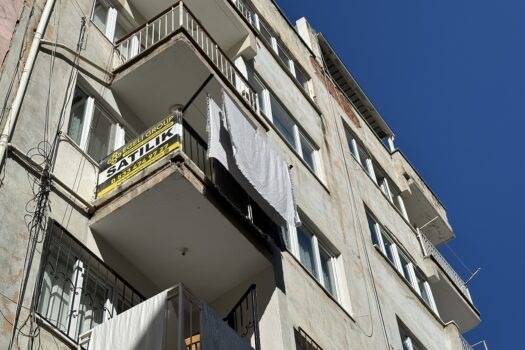 ZAFERDE//SATILIK 3+1 TADİLATLI 145M2 FERAH DAİRE